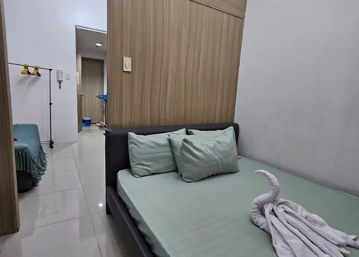 Shore Residences Moa Marc *